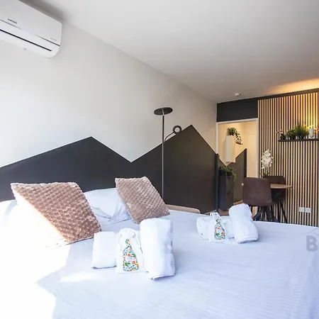 Daire Sunny Flat In Les Pins *